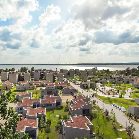 Lovely In Lembruch-duemmer With Wifi * Lembruch